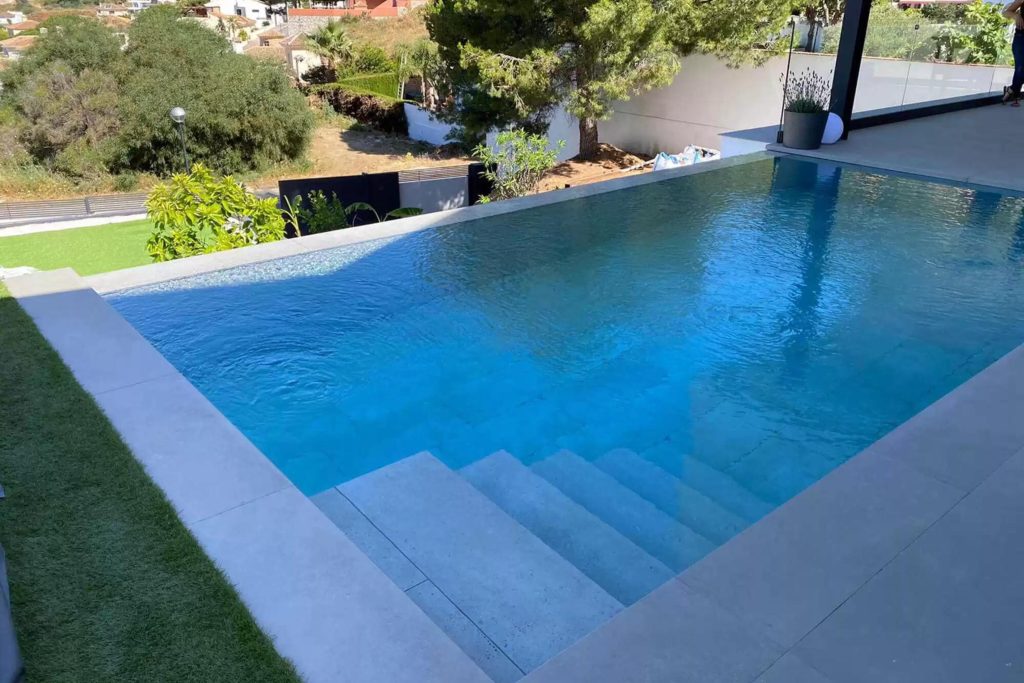 tendencias suelos piscina infinity EXAGRES 3