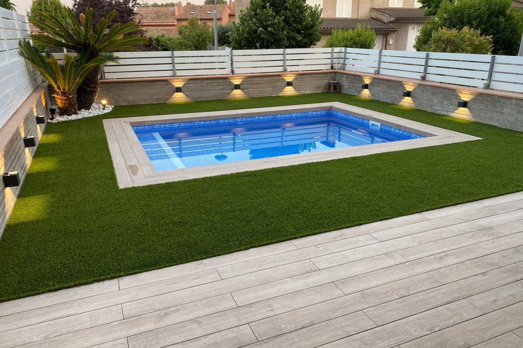 bordes de piscinas efecto madera - Exagres - 3 bordes de piscinas efecto madera Exagres 3