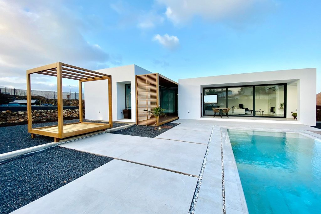 diseño jardines con piscina y barbacoa exagres 2