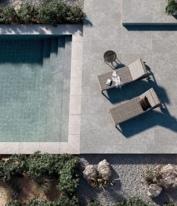 PISCINA PORCELANICO GRIS EXAGRES